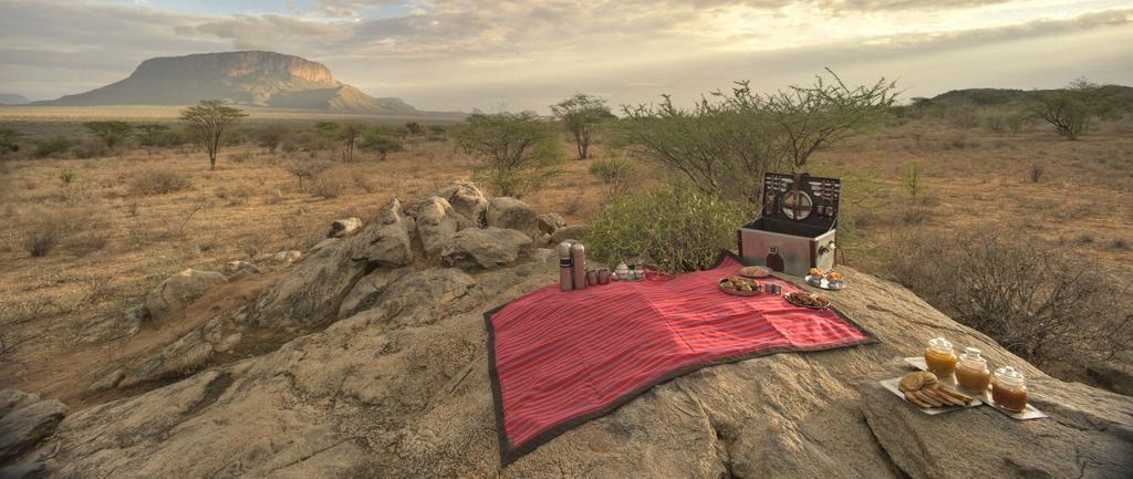 Saruni Samburu Villa ภายนอก รูปภาพ