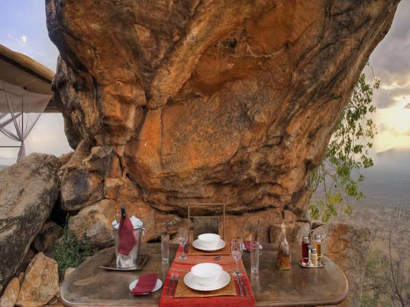 Saruni Samburu Villa ภายนอก รูปภาพ